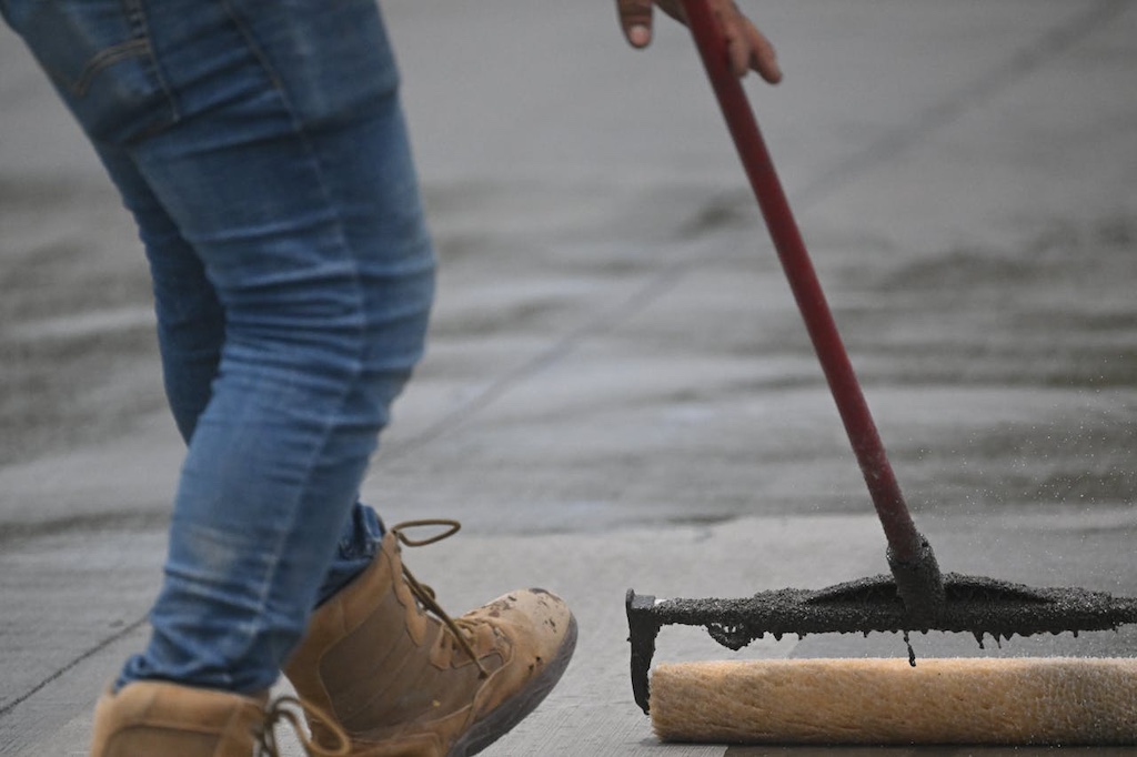 Sealing of a concrete